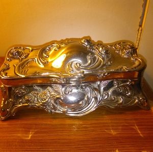 Silver jewelry casket box